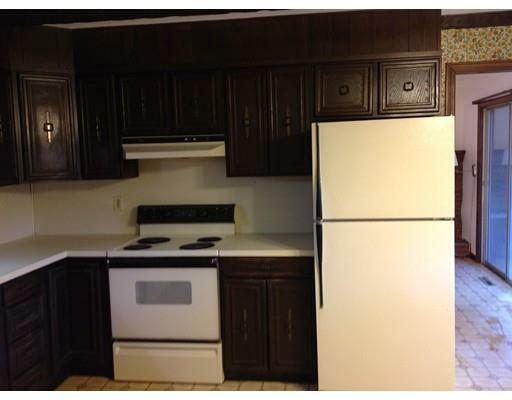 Property Photo: 20 Eastwood Dr MA 01085