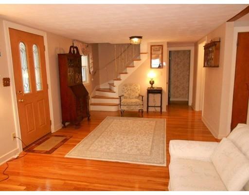 Property Photo: 7 Cerqua Street MA 01801