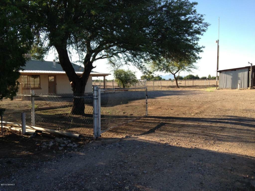 Property Photo:  13430 W Price Lane  AZ 85653 