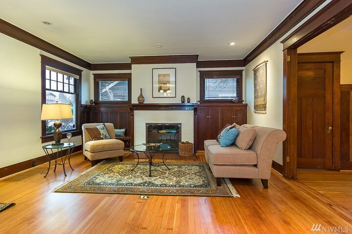 Property Photo:  2631 46th Ave SW  WA 98116 