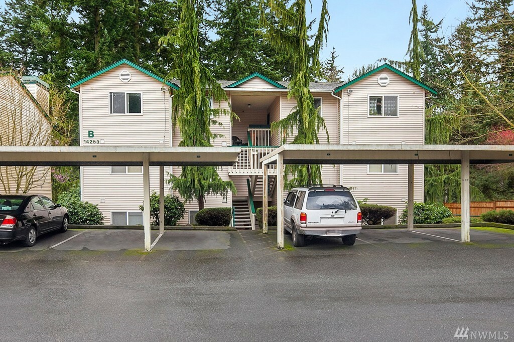 Property Photo:  14253 73rd Ave NE B102  WA 98034 