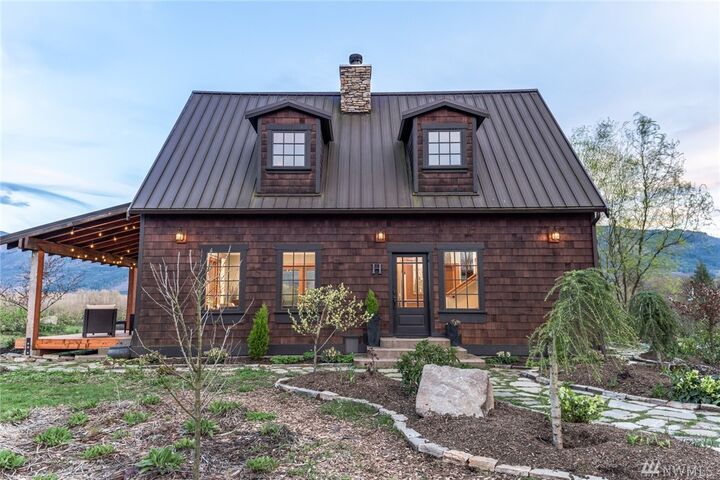 Property Photo: 28022 Buchanan Rd WA 98284