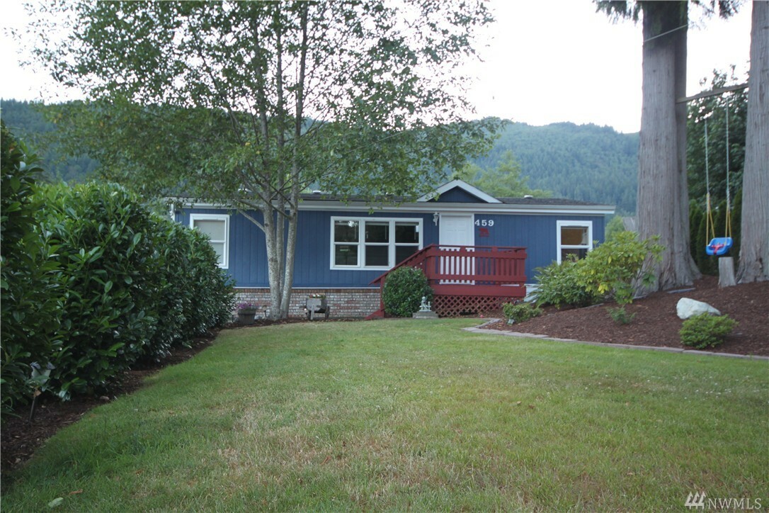 Property Photo:  459 Fir Lane  WA 98284 