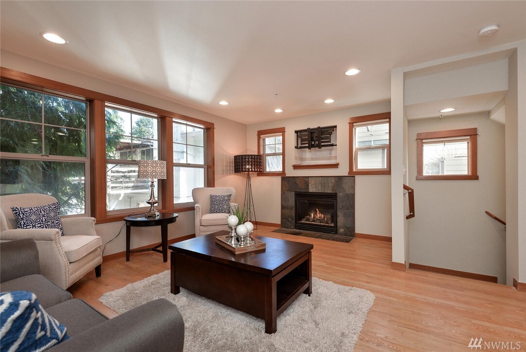 Property Photo:  11316 8th Ave NE A  WA 98125 
