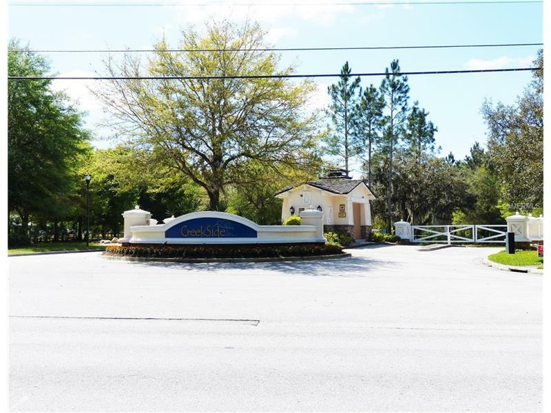 Property Photo:  12222 Creek Edge Drive  FL 33579 