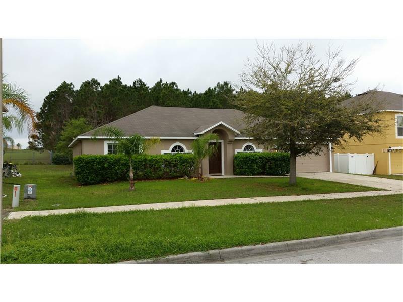 Property Photo:  2908 Magnolia Blossom Circle  FL 34711 