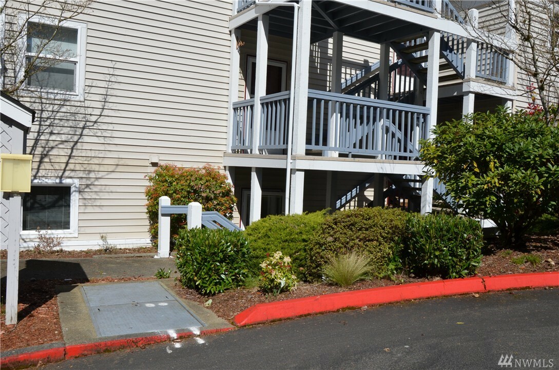 Property Photo:  2969 142nd Place SE 11  WA 98007 