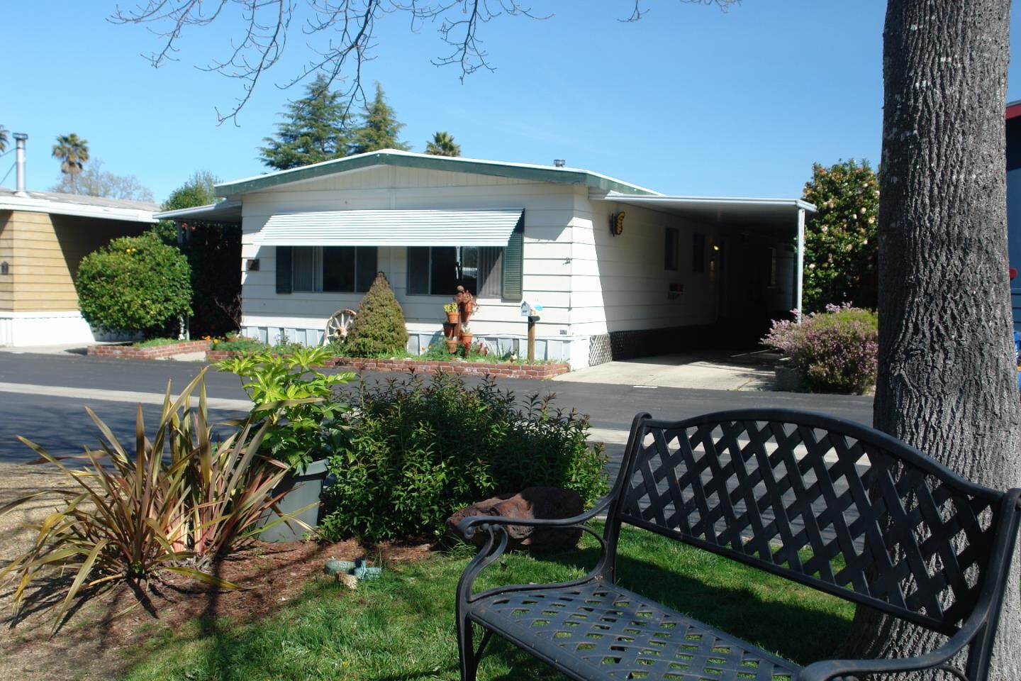 Property Photo:  444 Whispering Pines Drive 125  CA 95066 