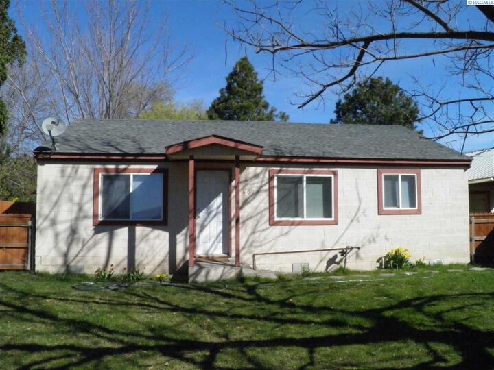 609 Highland Rd  Grandview WA 98930 photo