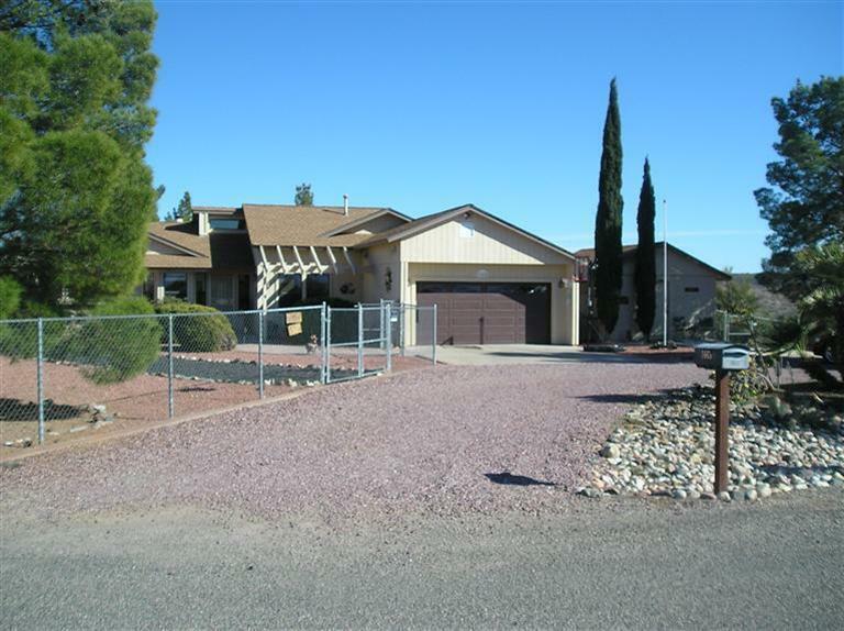 Property Photo:  1665 S Mountain View Rd  AZ 86325 