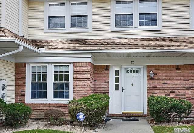 Property Photo:  46 Gazebo Ln  NY 11742 