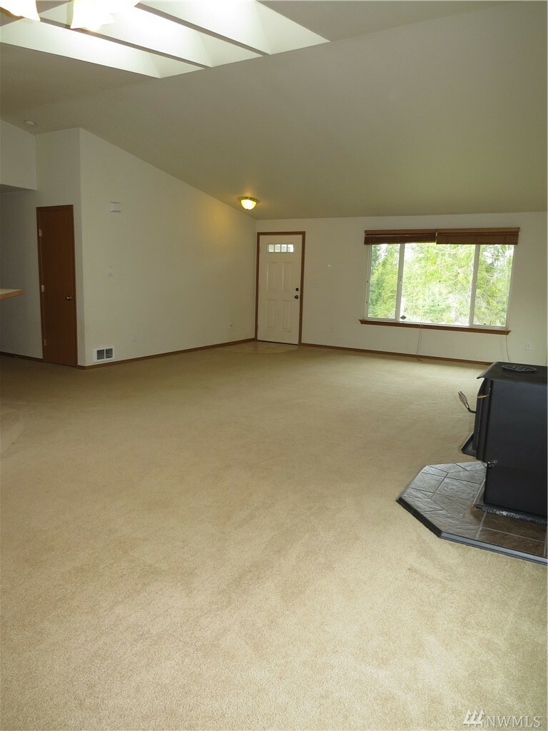 Property Photo: 341 SE Alpine Wy WA 98584