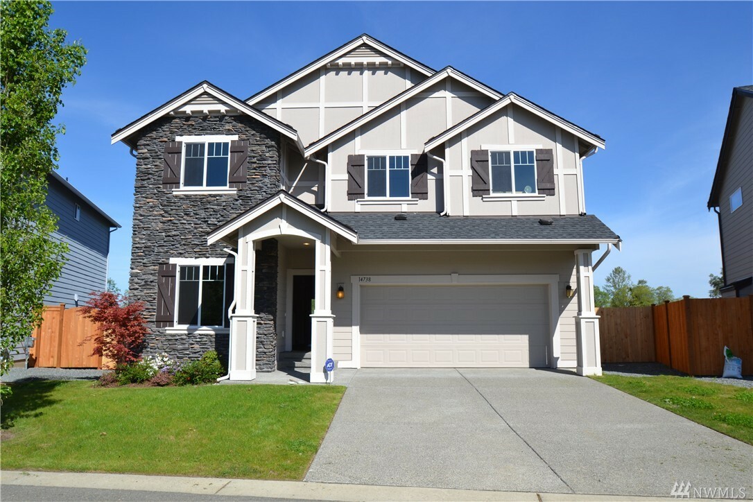 Property Photo: 14738 55th Ave NE WA 98271