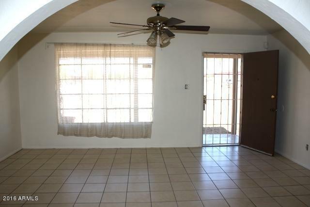 Property Photo:  101 W Roeser Road  AZ 85041 