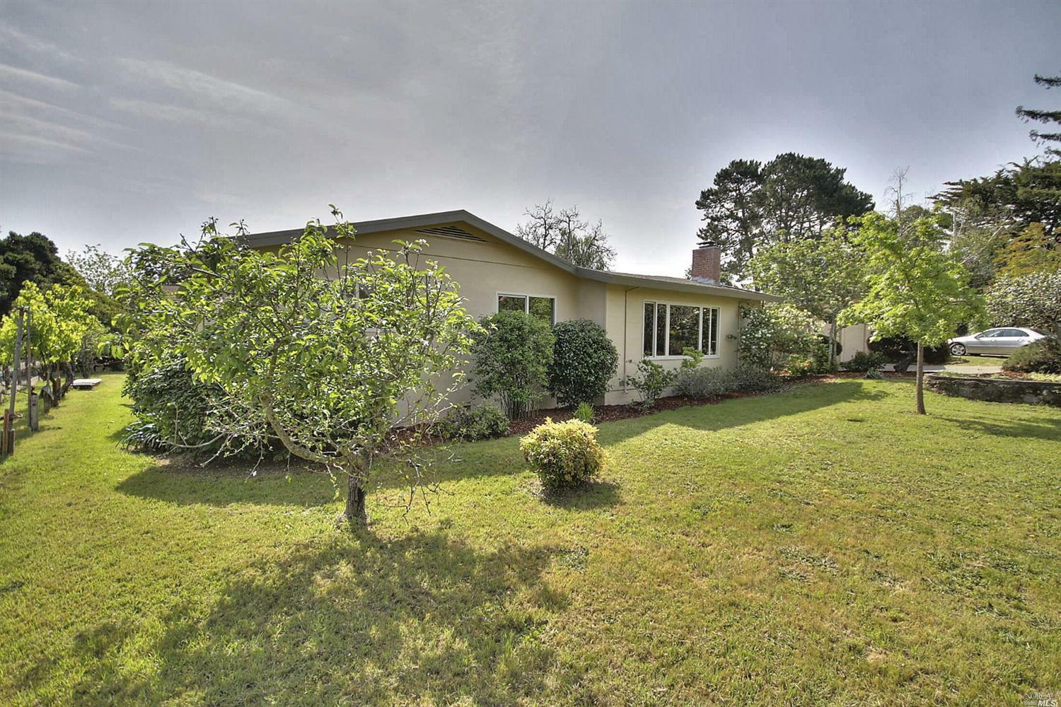 Property Photo:  784 Eucalyptus Avenue  CA 94947 