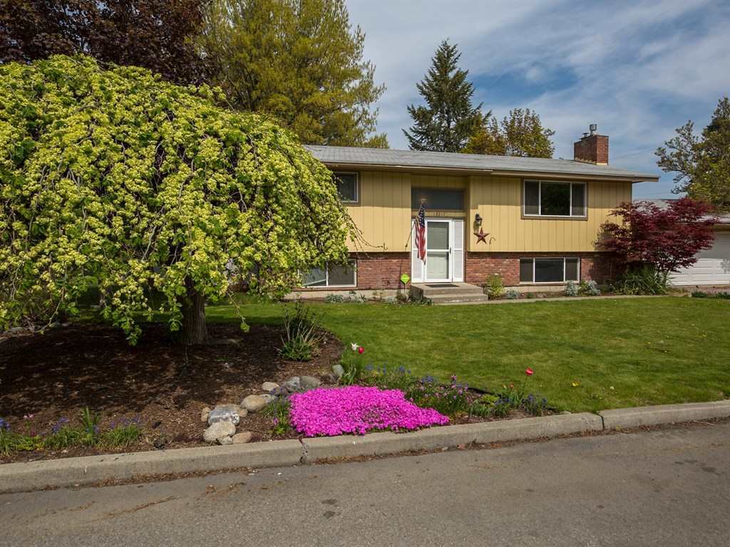 Property Photo: 13217 E 9th Ave WA 99216