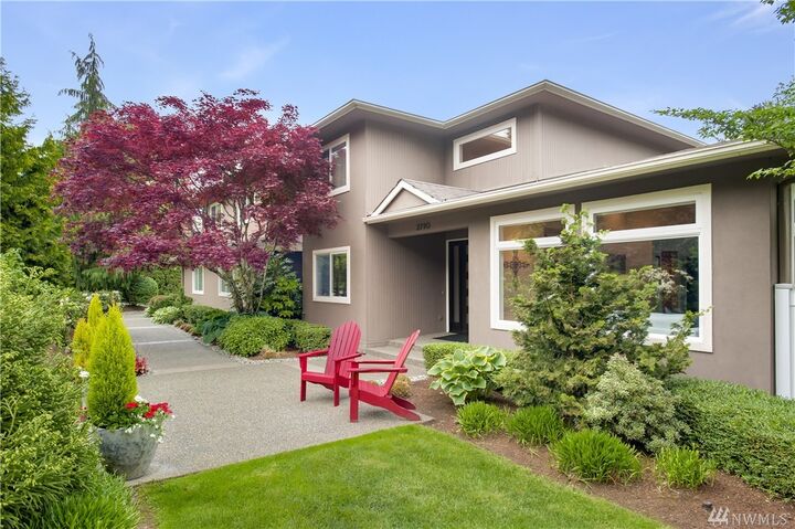 2710 Evergreen Point Rd  Medina WA 98039 photo