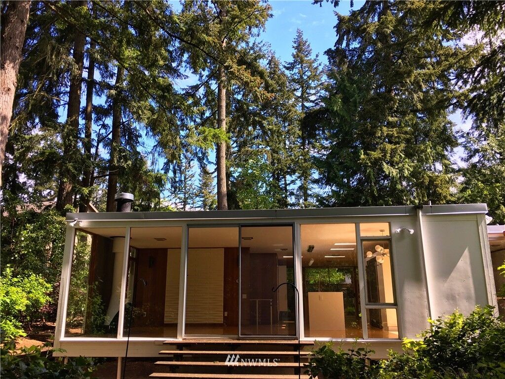 Property Photo:  12947 72nd Avenue NE  WA 98034 