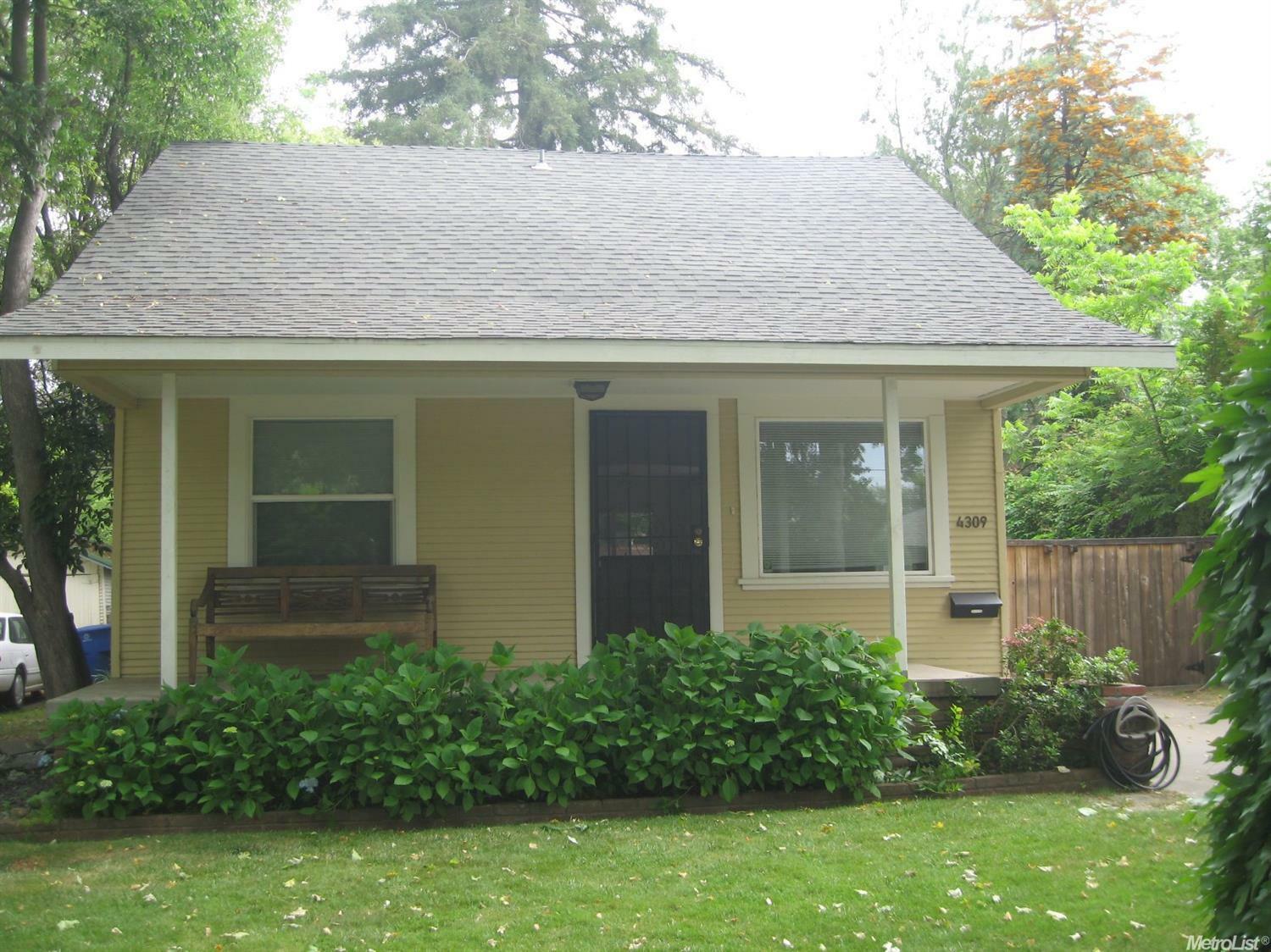 Property Photo:  4309 U Street  CA 95817 