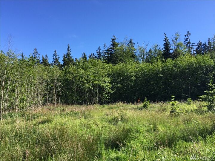 1924 Northbluff Rd  Greenbank WA 98253 photo