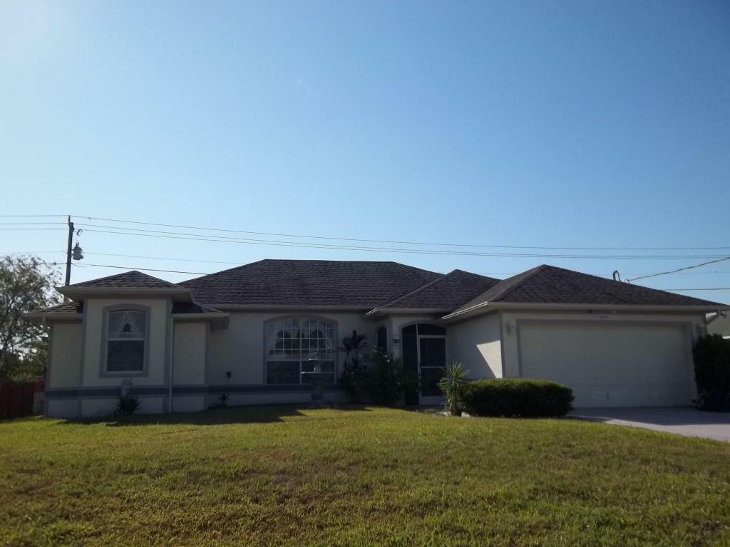 Property Photo: 591 SE Nome Drive FL 34953