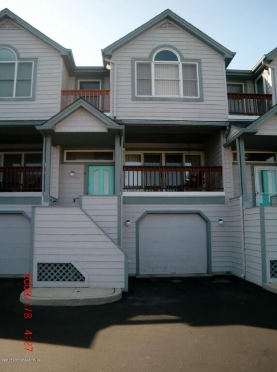 Property Photo:  6 W Mariners Point  NJ 08087 