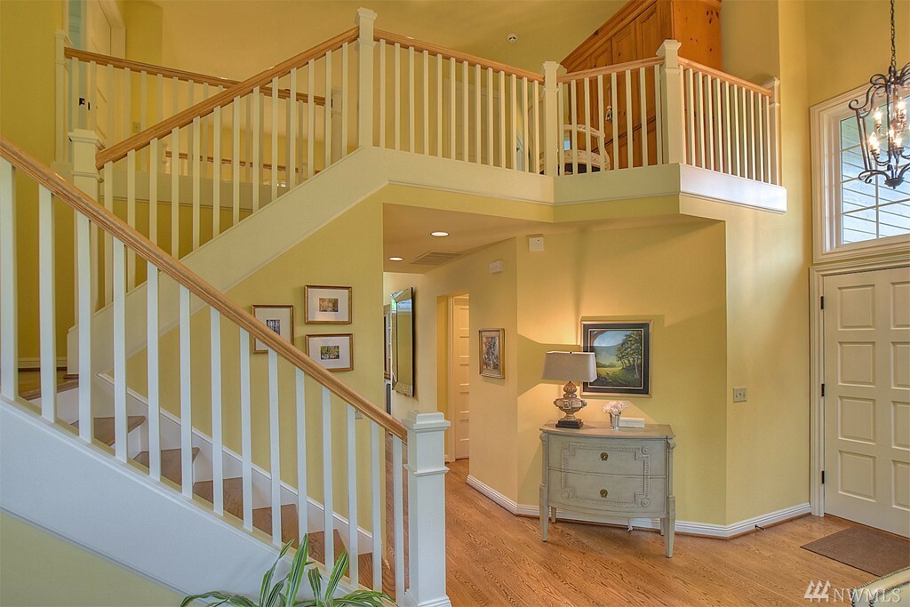 Property Photo: 3725 246th Ave SE WA 98029