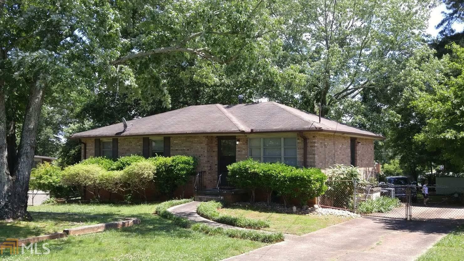 Property Photo: 538 Alcott Dr GA 30082