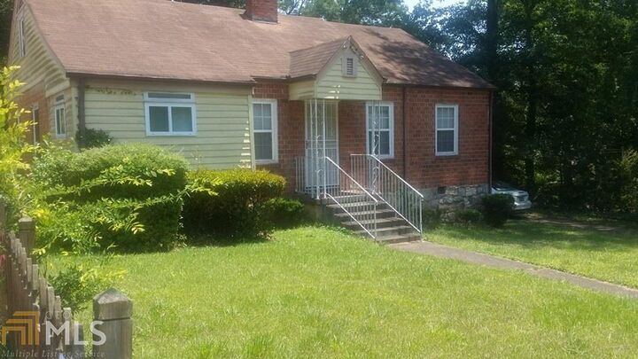 826 S McDonough St  Decatur GA 30030 photo