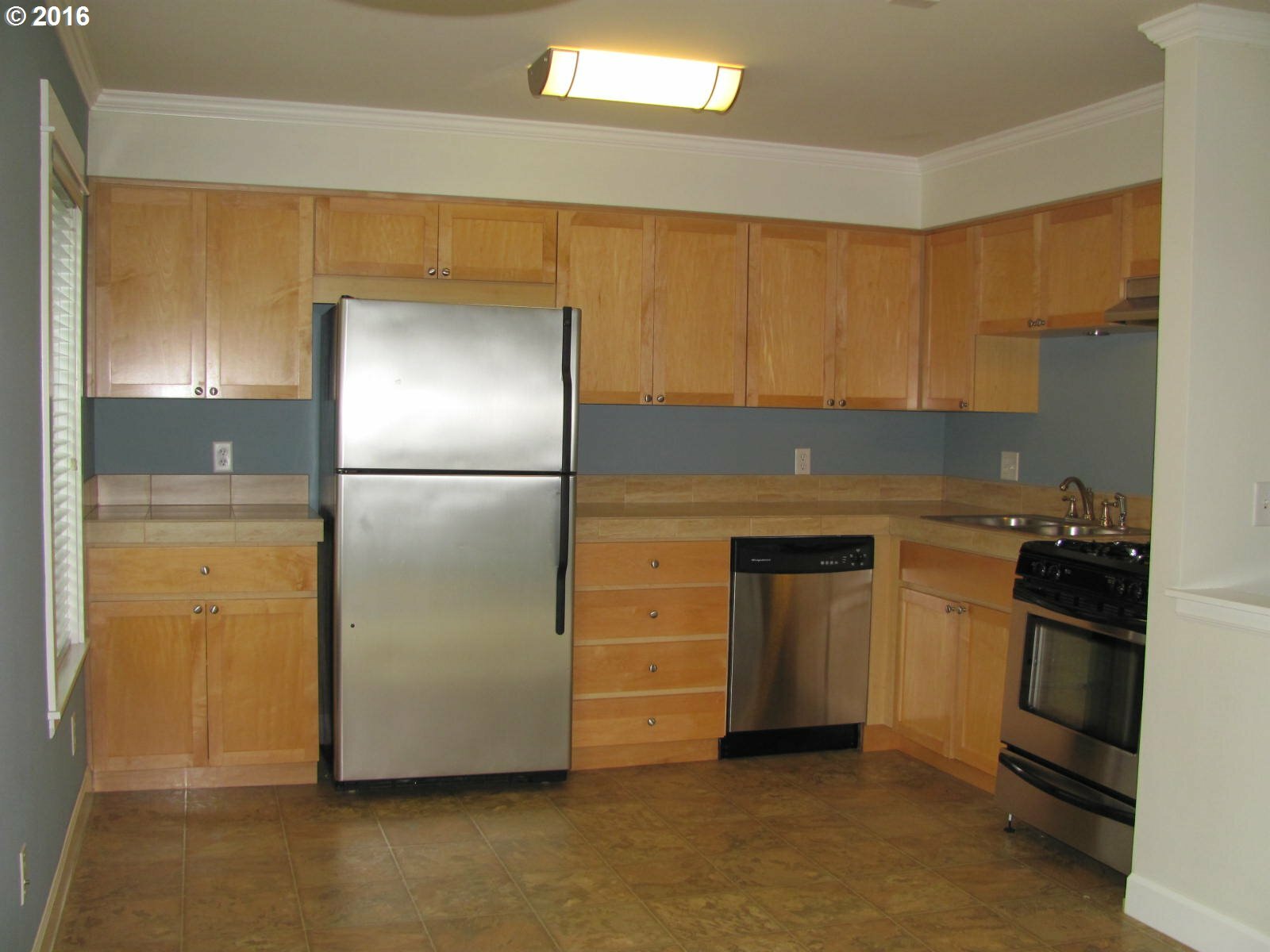 Property Photo:  8833 N Syracuse St 20  OR 97203 