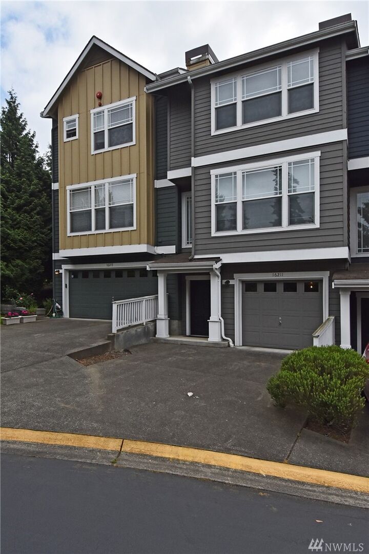 16211 NE 90th Ct  Redmond WA 98052 photo