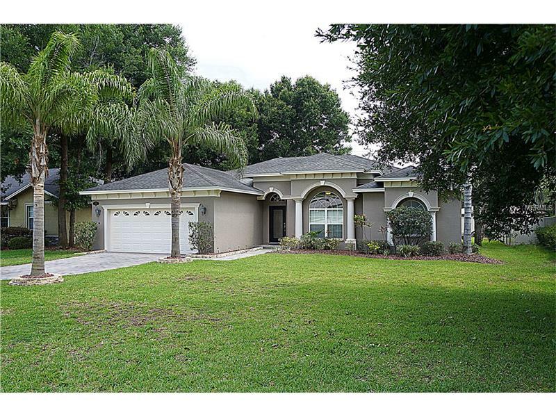 Property Photo:  3968 Sunnywood Circle  FL 33812 