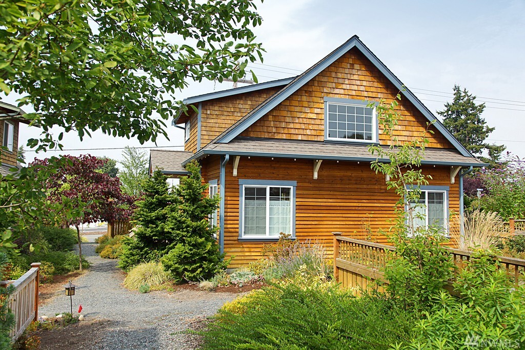 Property Photo: 601 Arbor Crest Lane WA 98260