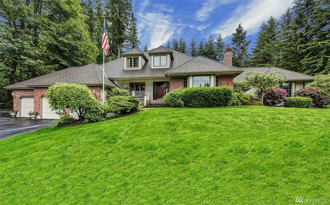 Property Photo:  17903 163rd Ave NE  WA 98072 