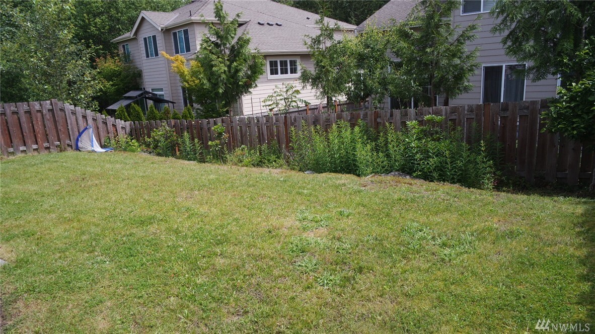 Property Photo: 918 243rd Place SE WA 98075