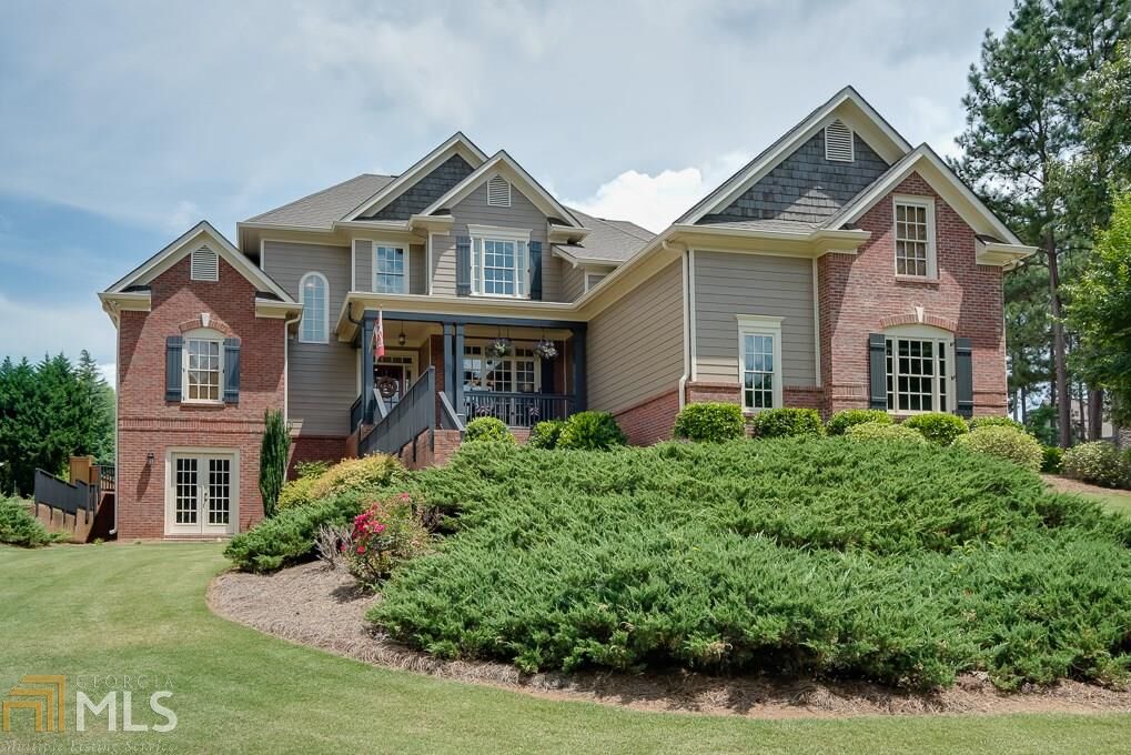 Property Photo: 436 Lakeshore Dr GA 30655