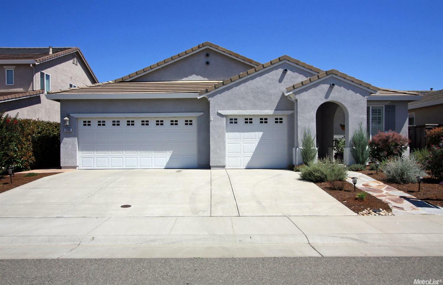 Property Photo: 2299 Dunsley CA 95747