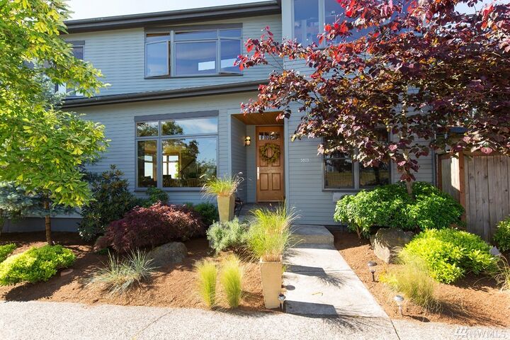 Property Photo:  3803 W Dravus St  WA 98199 