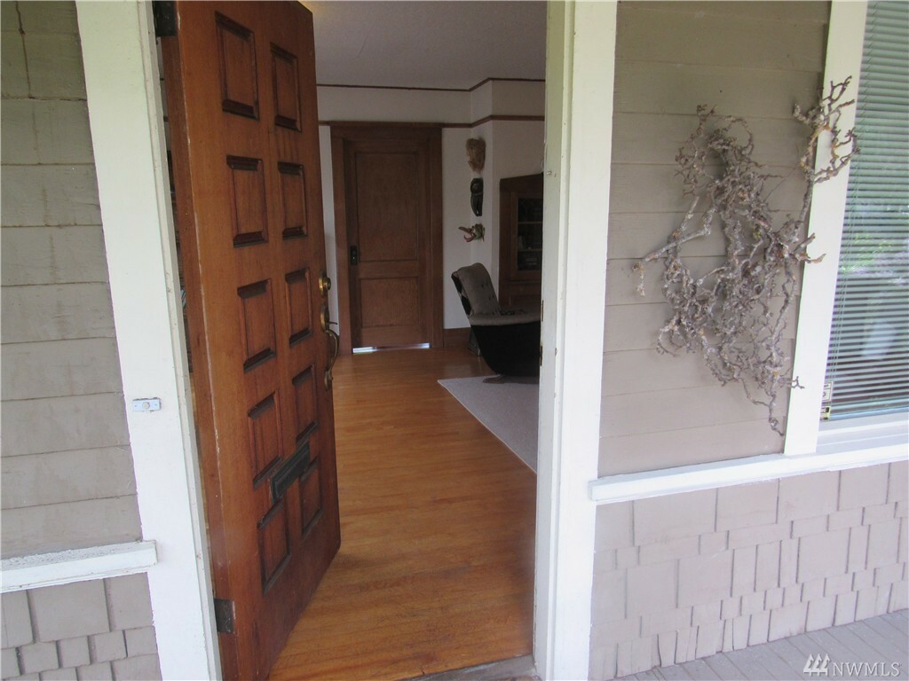 Property Photo: 1410 N Anderson St WA 98406