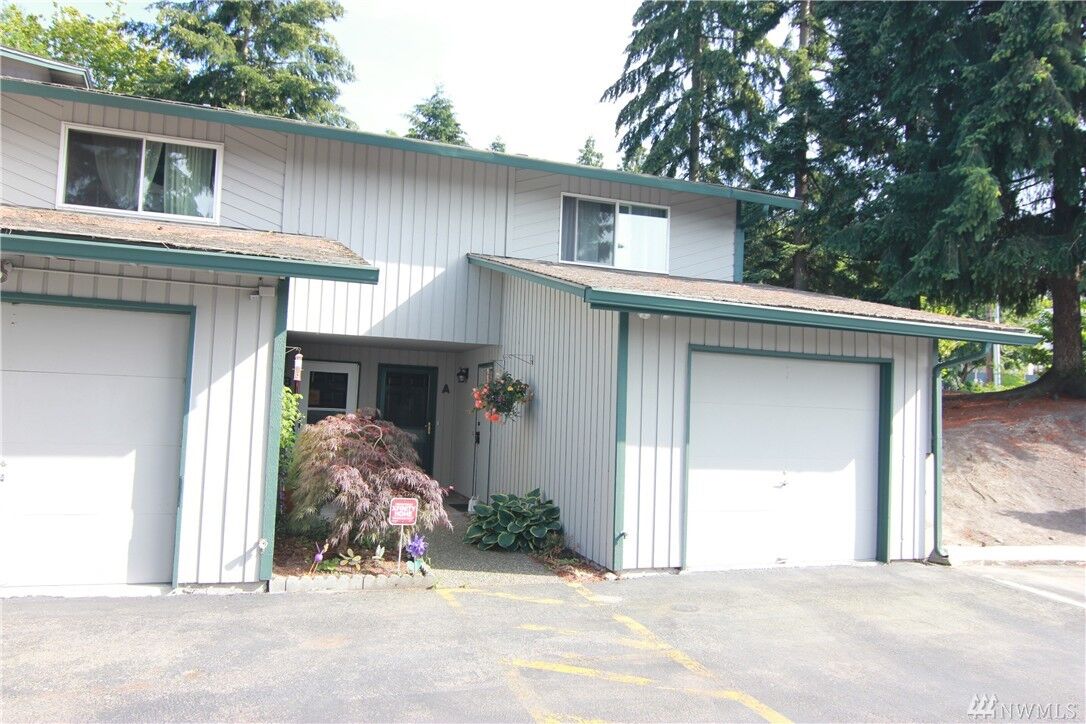 Property Photo:  4020 S 158th St A  WA 98188 