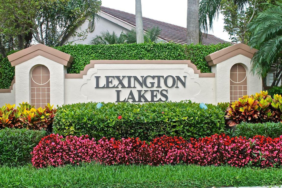 Property Photo:  10206 Lexington Circle N  FL 33436 