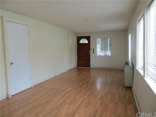 Property Photo:  810 E Sunrise Boulevard  CA 90806 