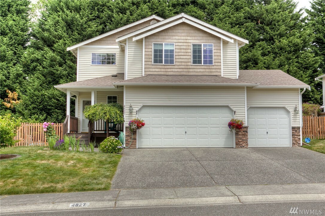 Property Photo:  4827 137th St SE  WA 98296 