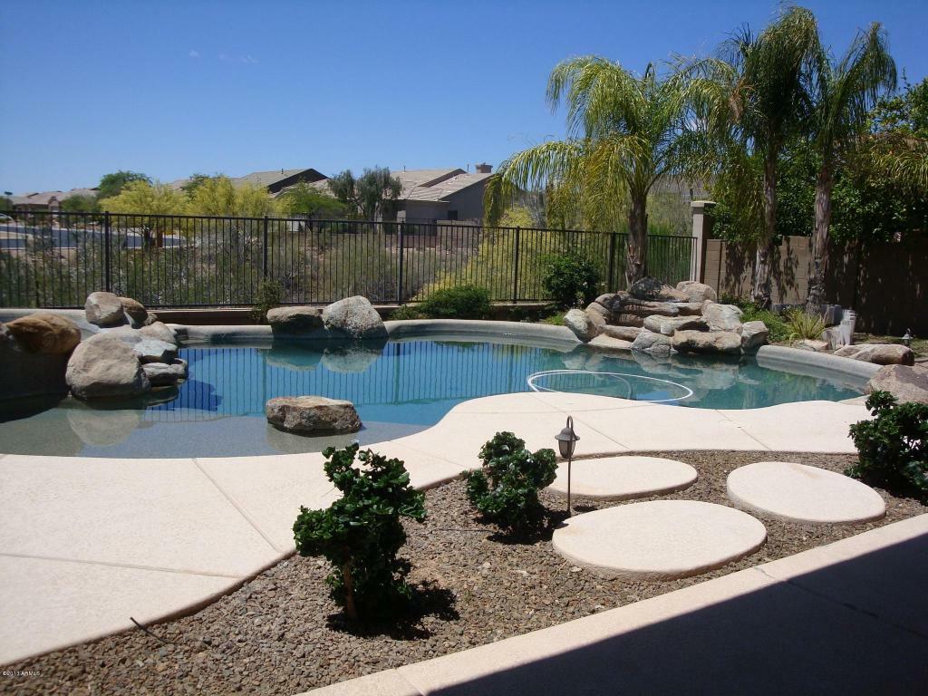 Property Photo: 10948 N 126th Way AZ 85259