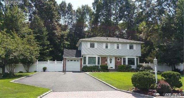 Property Photo:  6 Mark Dr  NY 11787 