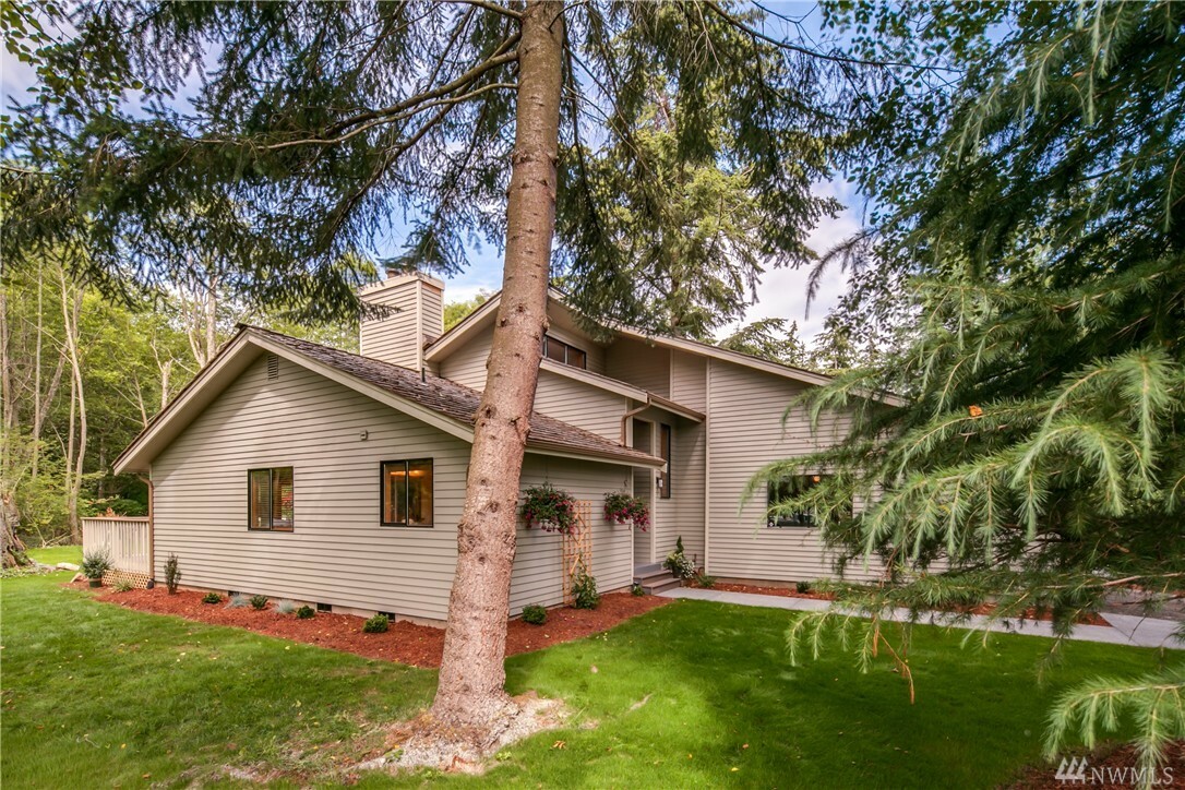 Property Photo:  8973 Bald Eagle Dr  WA 98230 