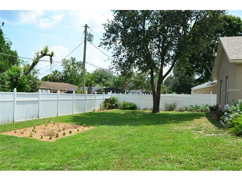 Property Photo:  1997 S Old Mill Drive  FL 32725 