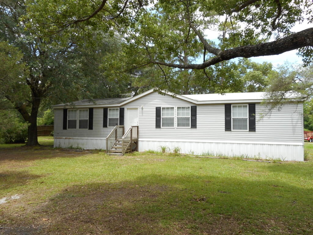 Property Photo: 2244 Marlee Road S FL