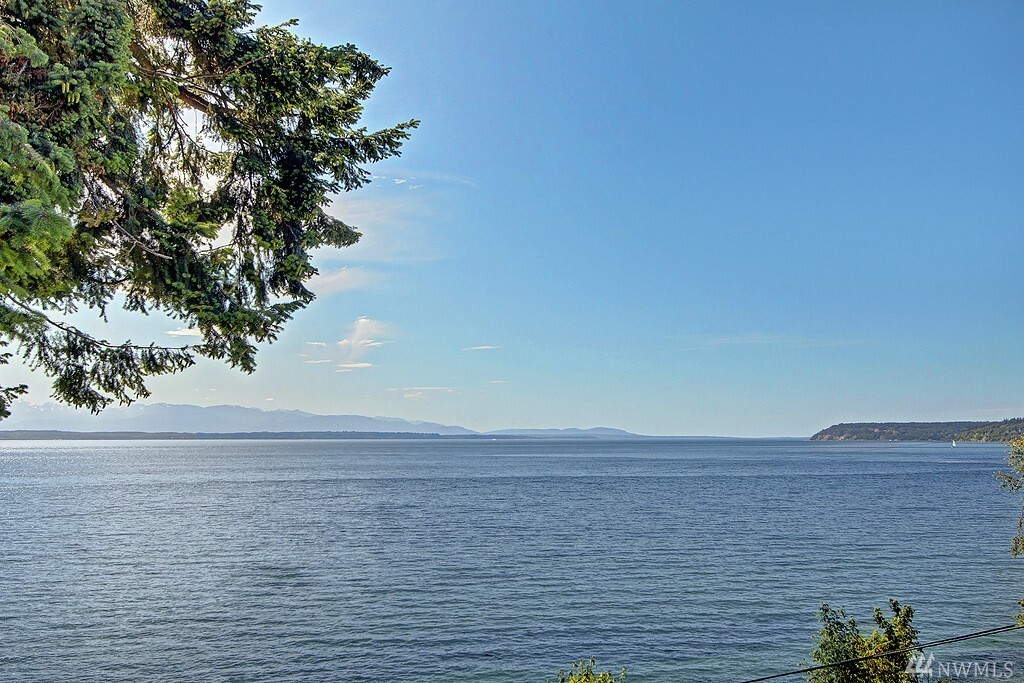 Property Photo:  13731 Puget Sound Blvd  WA 98026 