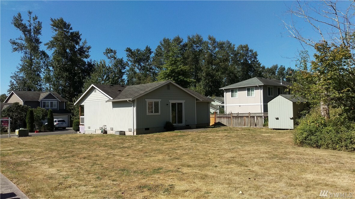 Property Photo:  1407 Cranberry Ct  WA 98226 